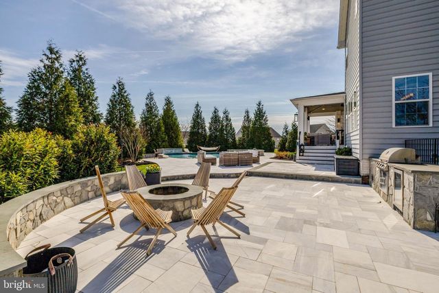 26760 CRUSHER DR, Chantilly, VA 20152