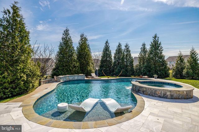 26760 CRUSHER DR, Chantilly, VA 20152