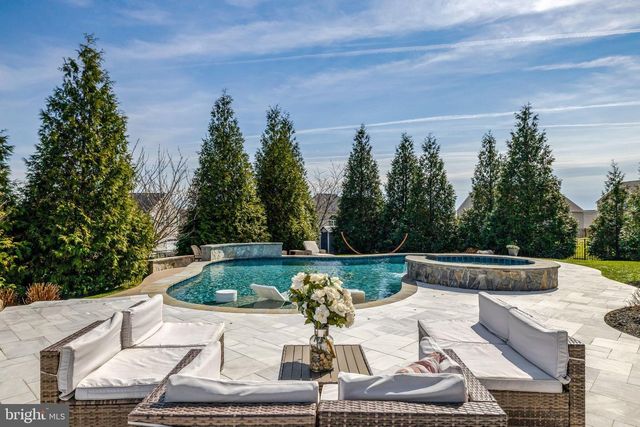 26760 CRUSHER DR, Chantilly, VA 20152