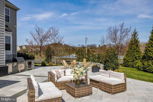 26760 CRUSHER DR, Chantilly, VA 20152