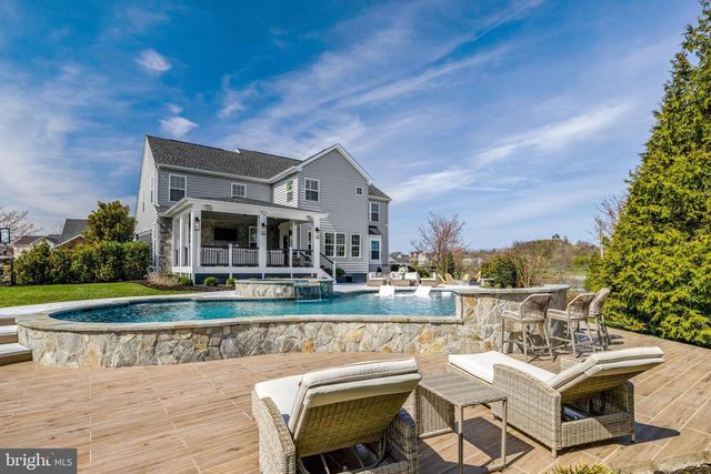 26760 CRUSHER DR, Chantilly, VA 20152