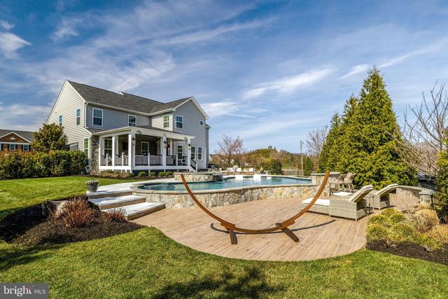 26760 CRUSHER DR, Chantilly, VA 20152