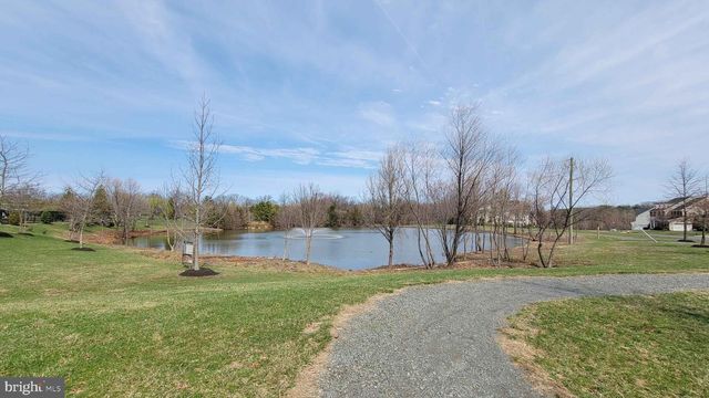 26760 CRUSHER DR, Chantilly, VA 20152