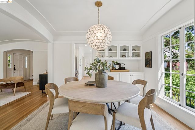 132 Caperton, Piedmont, CA 94611