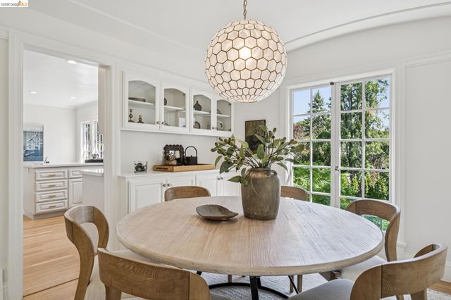 132 Caperton, Piedmont, CA 94611