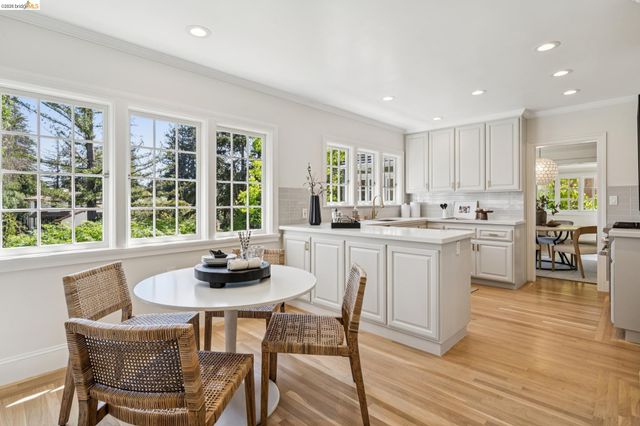 132 Caperton, Piedmont, CA 94611
