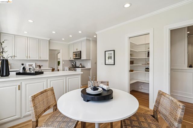 132 Caperton, Piedmont, CA 94611