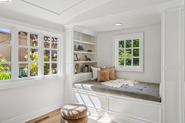 132 Caperton, Piedmont, CA 94611