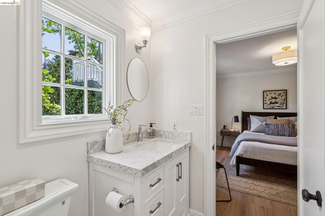 132 Caperton, Piedmont, CA 94611