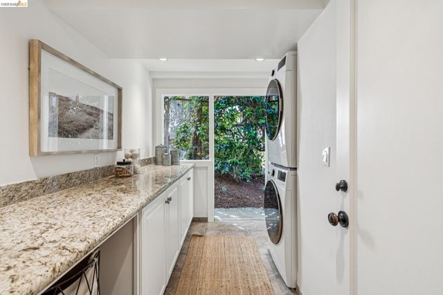 132 Caperton, Piedmont, CA 94611