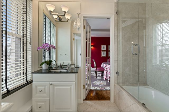 3500 N Lake Shore Drive 3C, Chicago, IL 60657