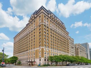 3500 N Lake Shore Drive 3C, Chicago, IL 60657