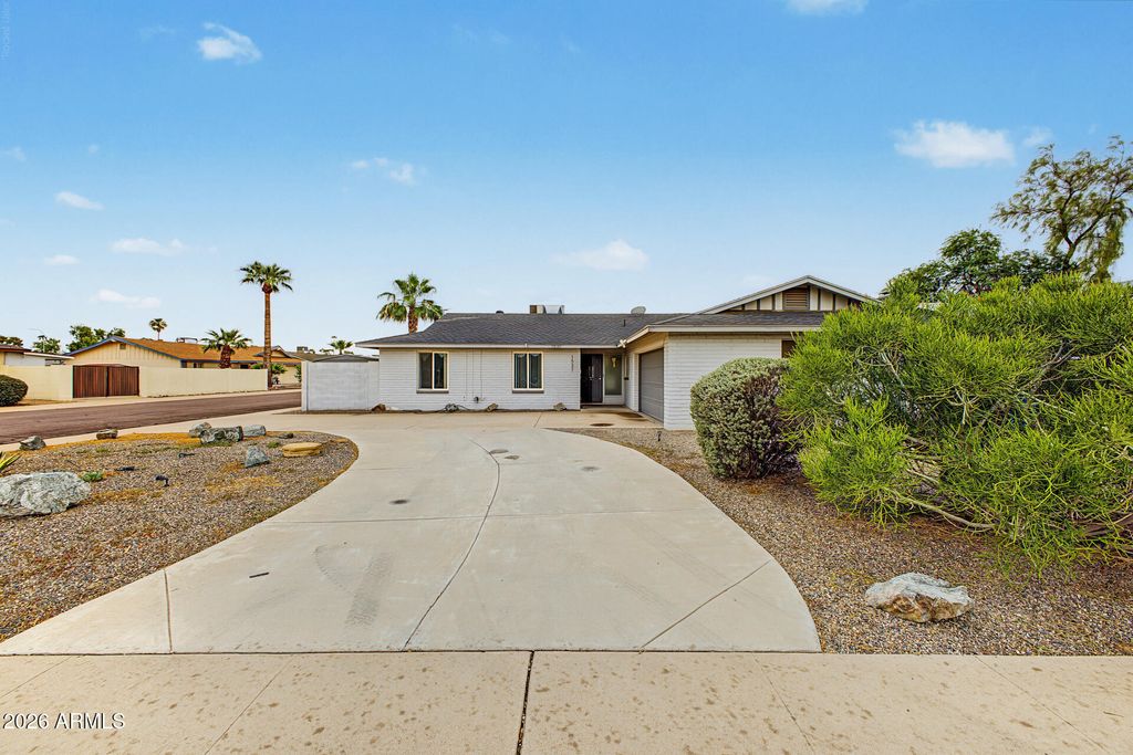 1537 E BISHOP Drive, Tempe, AZ 85282 — exterior