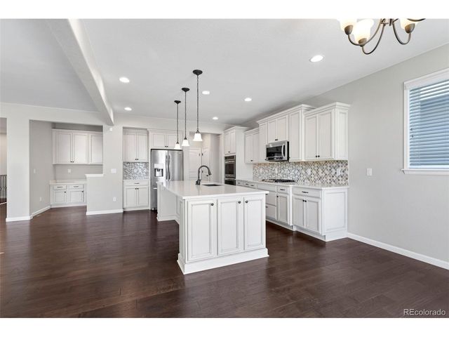 15401 E 113th Ave, Commerce City, CO 80022
