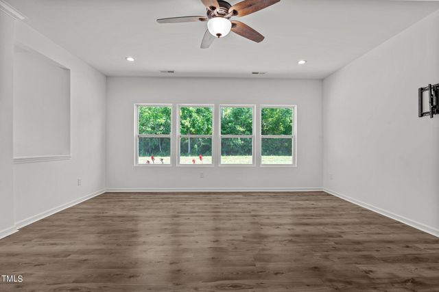 91 Walker Grove Lane, Lillington, NC 27546