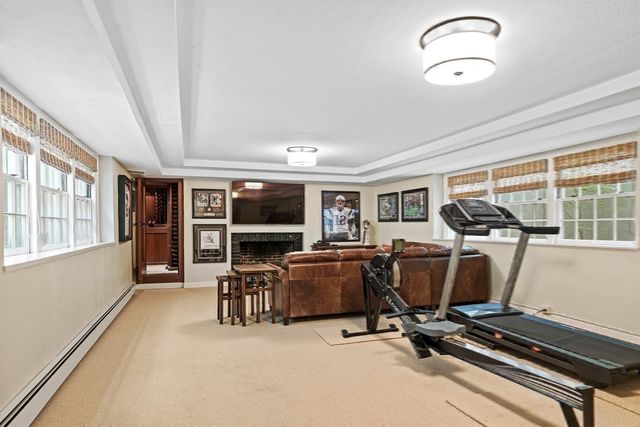200 Cliff Rd, Wellesley, MA 02481