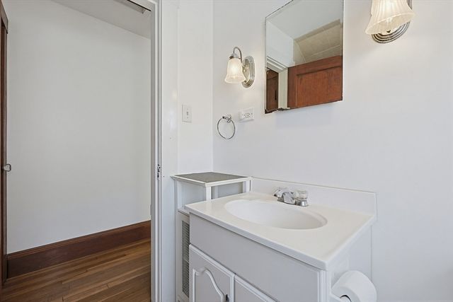 57 E Cross St, Norwood, MA 02062