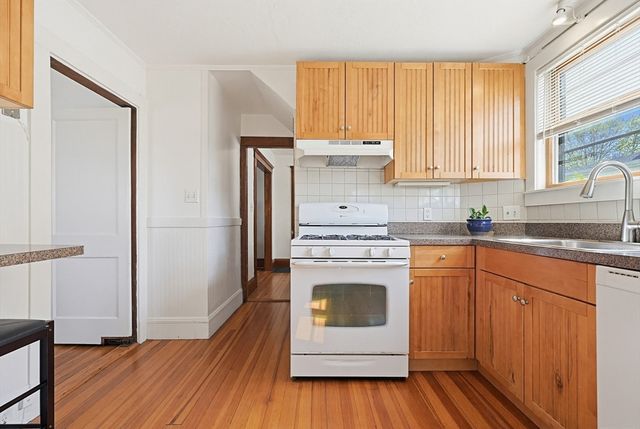 57 E Cross St, Norwood, MA 02062