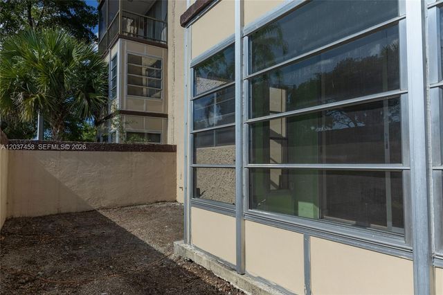 7300 NW 17th St 112, Plantation, FL 33313