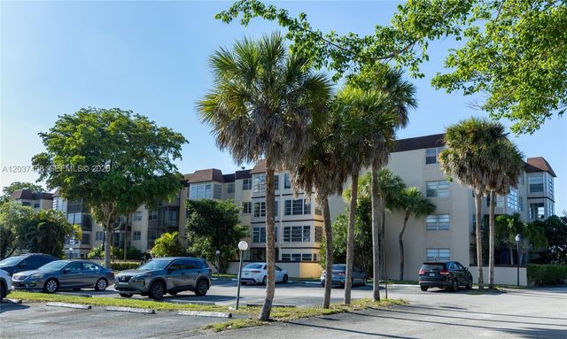 7300 NW 17th St 112, Plantation, FL 33313