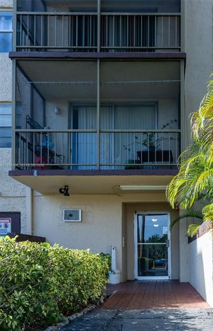 7300 NW 17th St 112, Plantation, FL 33313