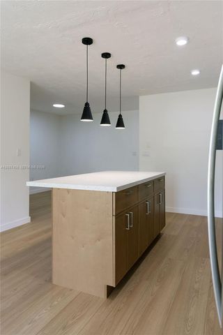 7300 NW 17th St 112, Plantation, FL 33313