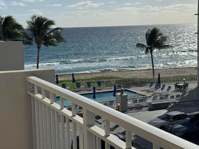 3215 S Ocean Boulevard 303, Highland Beach, FL 33487