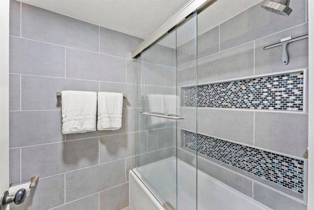 3051 Corte Trabuco, Carlsbad, CA 92009