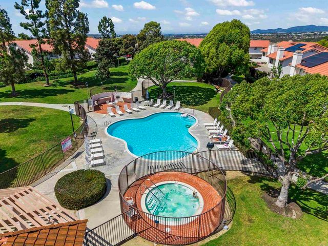 3051 Corte Trabuco, Carlsbad, CA 92009