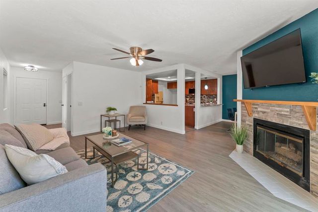 3051 Corte Trabuco, Carlsbad, CA 92009