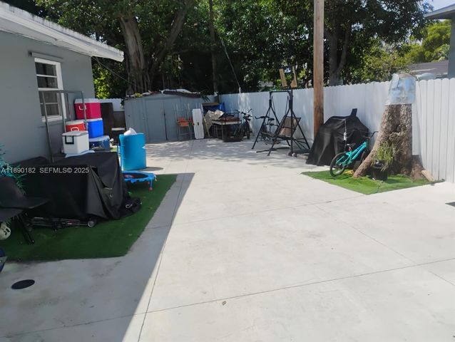 1712 NW 15th Terrace, Fort Lauderdale, FL 33311
