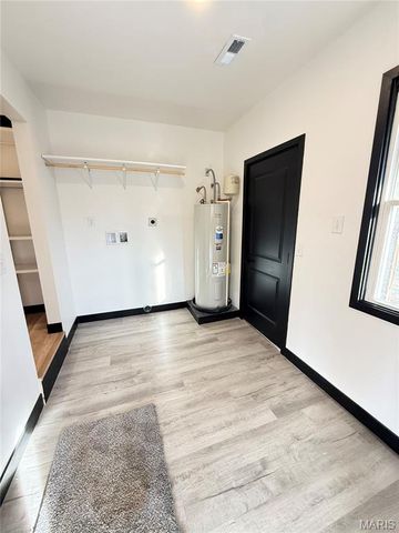 28 Park Street, Farmington, MO 63640