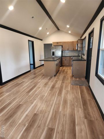 28 Park Street, Farmington, MO 63640