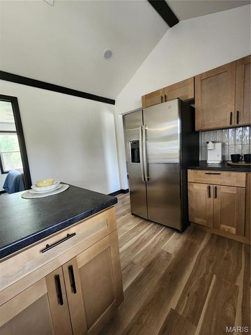 28 Park Street, Farmington, MO 63640