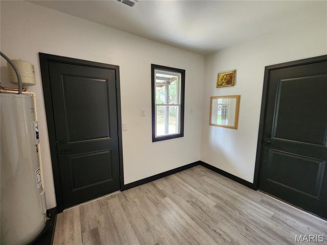 28 Park Street, Farmington, MO 63640