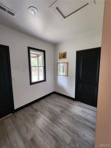 28 Park Street, Farmington, MO 63640