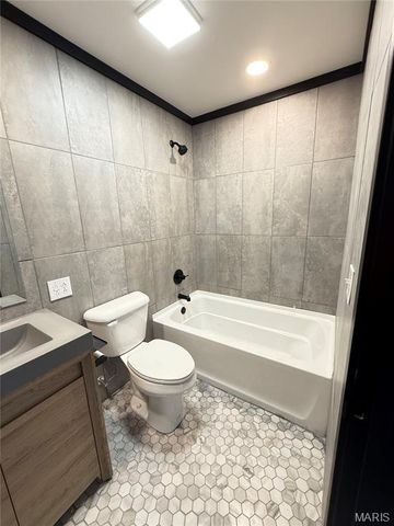 28 Park Street, Farmington, MO 63640