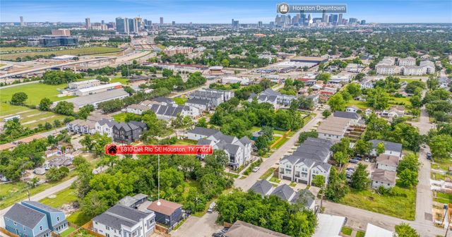 6810 Del Rio Street, Houston, TX 77021