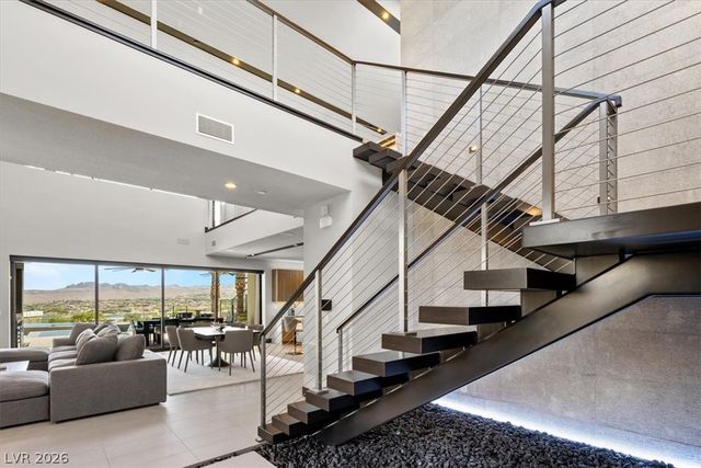 12 Falling Canyon Court, Henderson, NV 89011