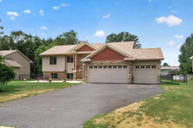 878 Kelly Street, Lino Lakes, MN 55014
