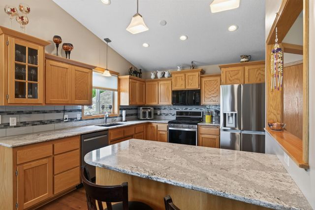 878 Kelly Street, Lino Lakes, MN 55014