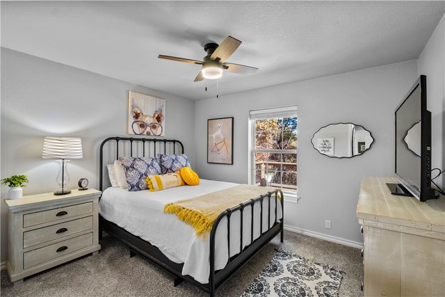 5 Lacock Lane, Bella Vista, AR 72714