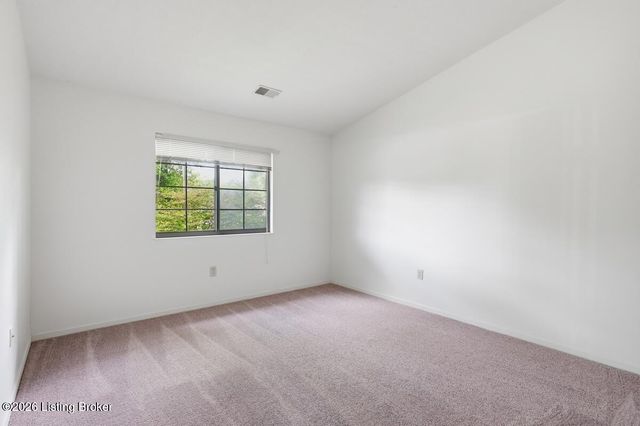 10501 McMeekin Ln 208, Louisville, KY 40223