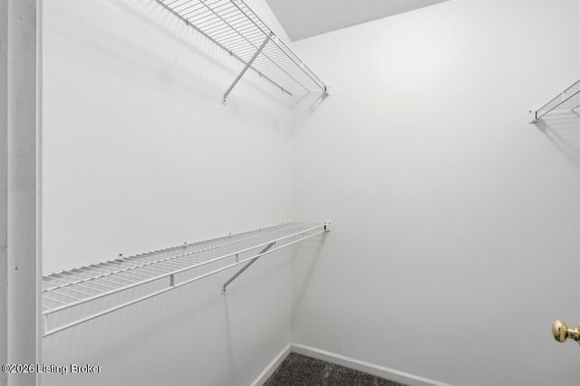 10501 McMeekin Ln 208, Louisville, KY 40223