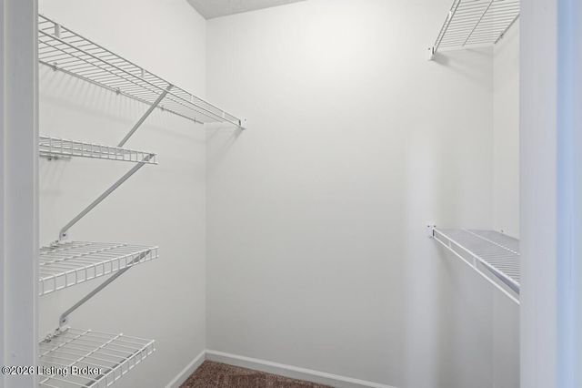 10501 McMeekin Ln 208, Louisville, KY 40223