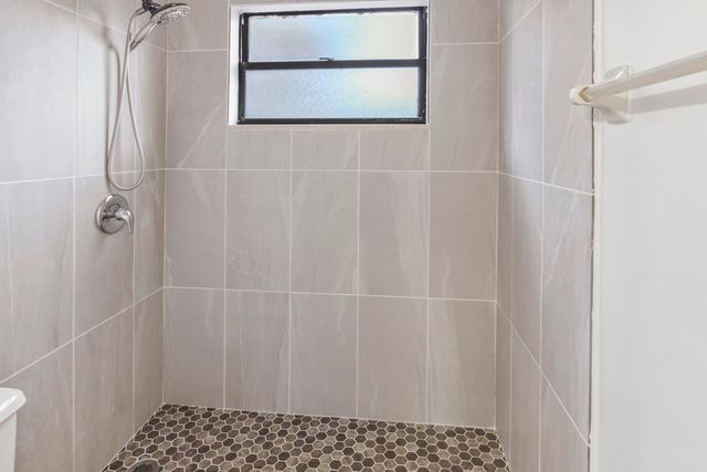 5666 SE Matousek Street, Stuart, FL 34997