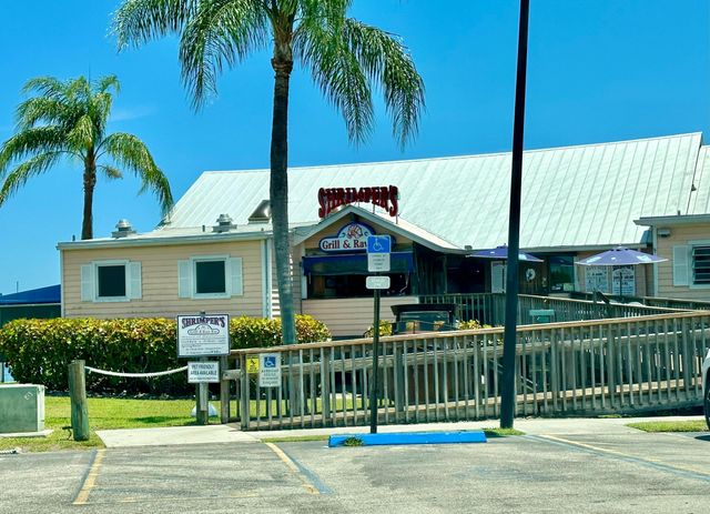 5666 SE Matousek Street, Stuart, FL 34997