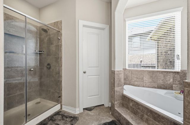 258 Tangerine DR, Buda, TX 78610