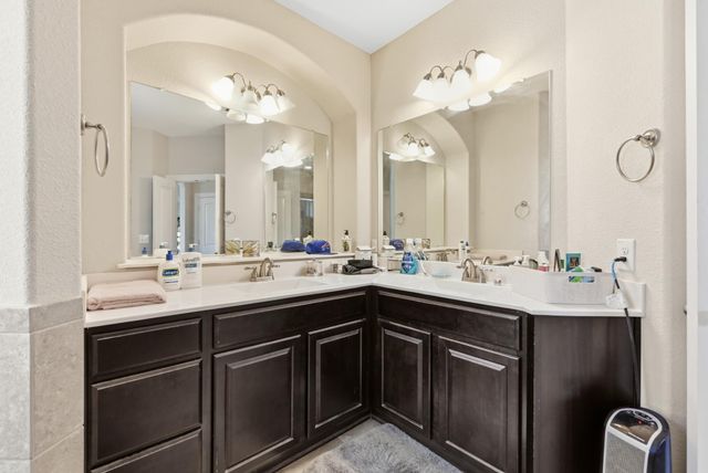 258 Tangerine DR, Buda, TX 78610