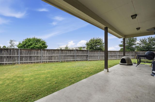 258 Tangerine DR, Buda, TX 78610